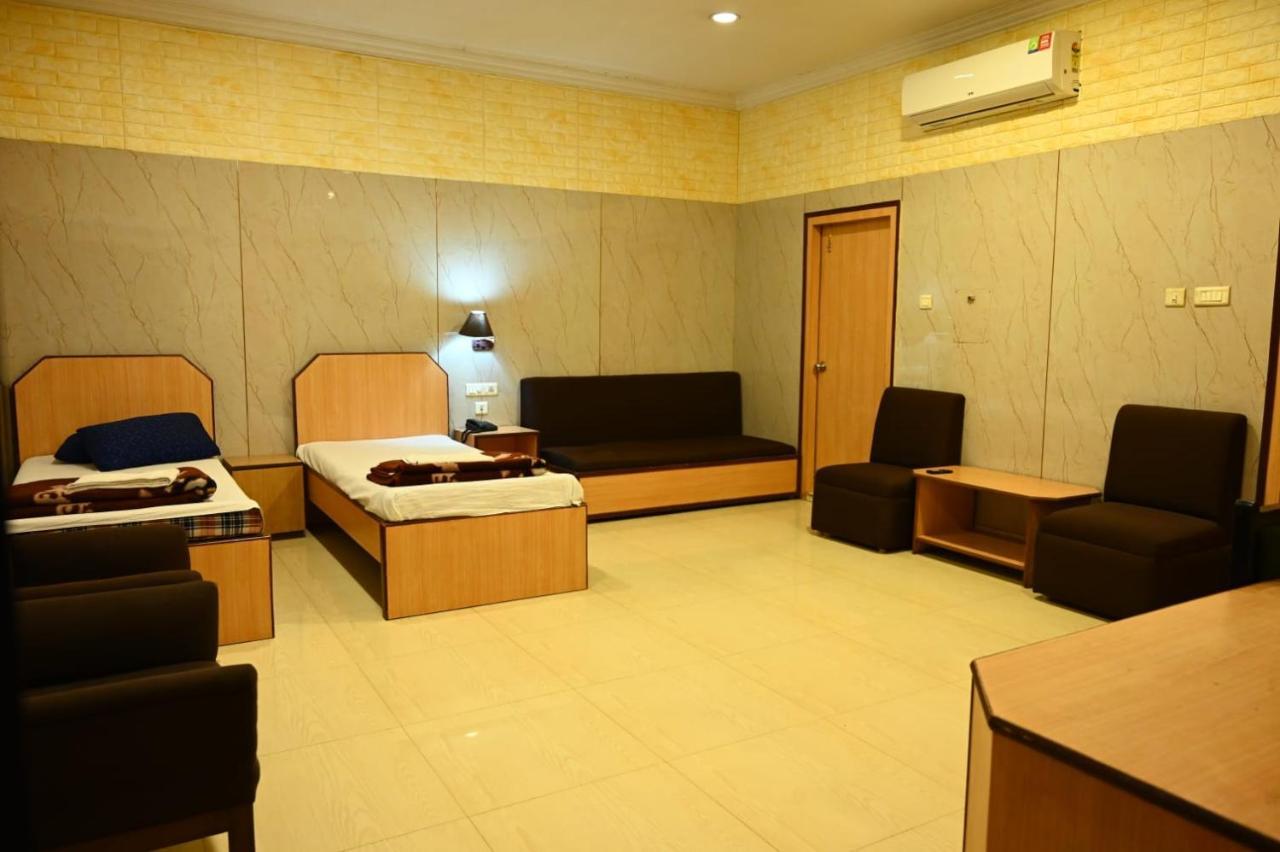Hotel Komala Vilas Kolkata Ngoại thất bức ảnh